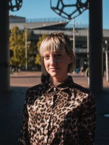 3. Kelly Mostert (zij/haar)